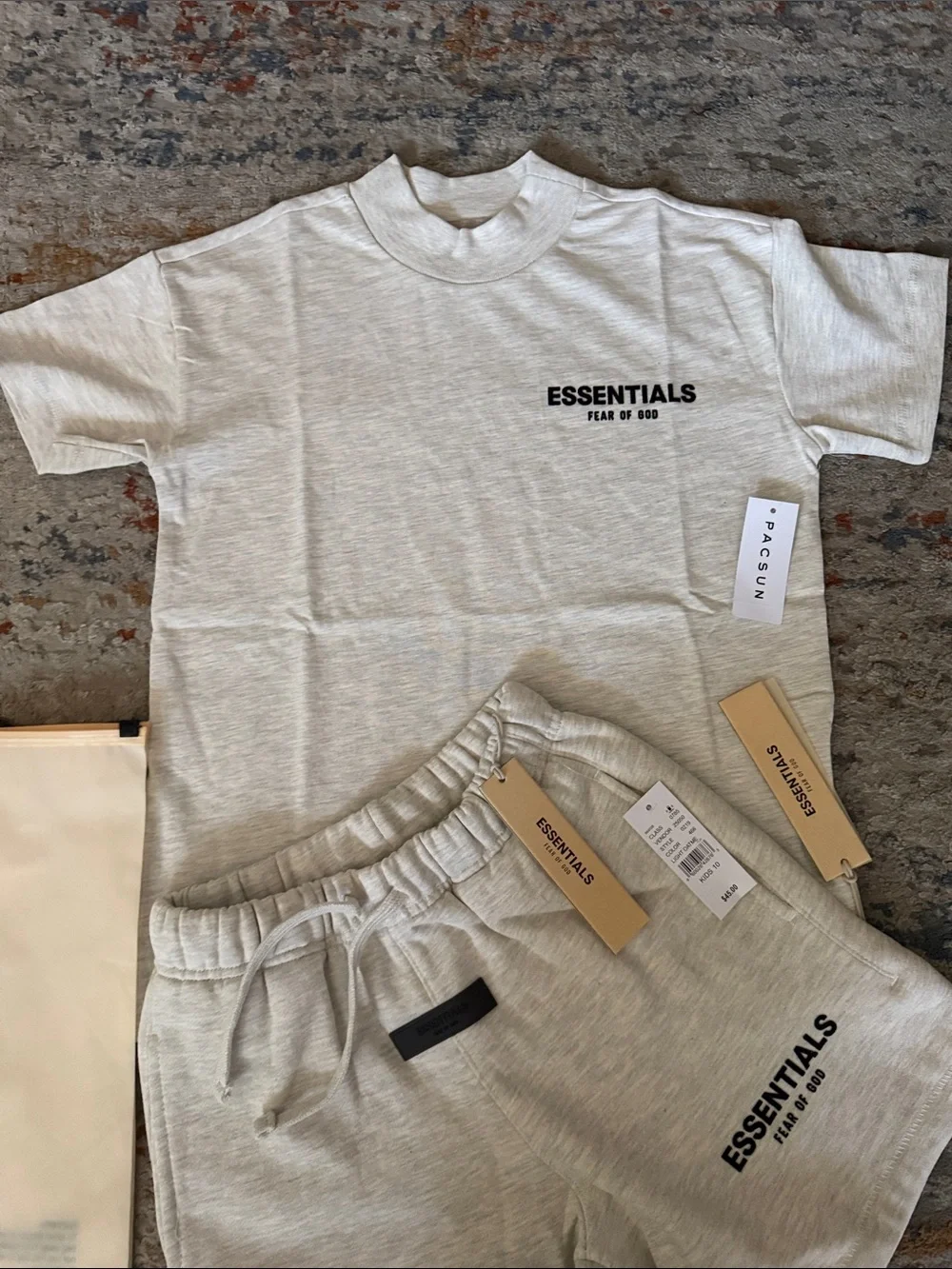 ESSENTIALS Fear of God Ligth Oat Tee & Shorts Set for KIDS Size 10